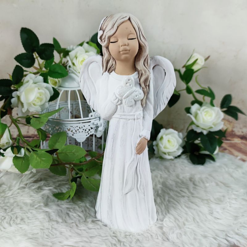 Bílý sádrový anděl Malgosia s motýlkem- 26 cm