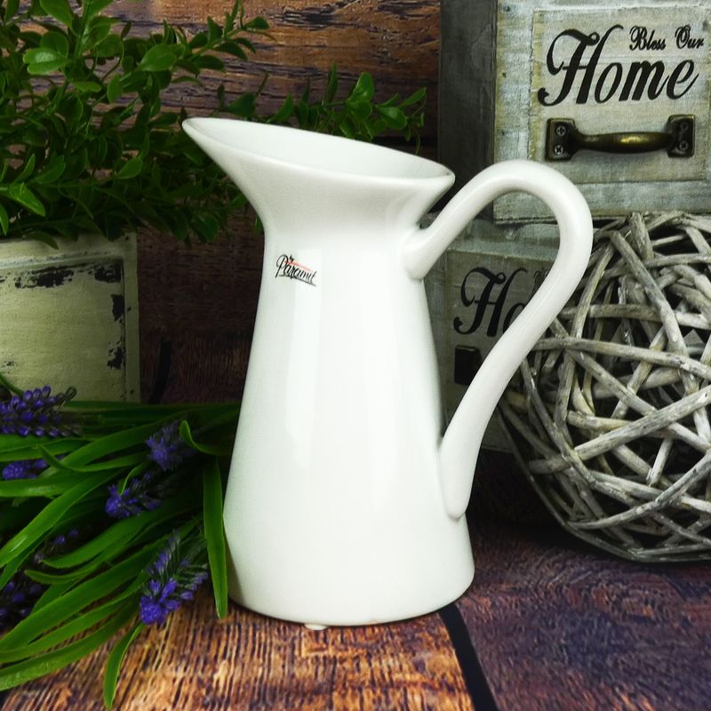Bílý porcelánový džbánek- 18 cm
