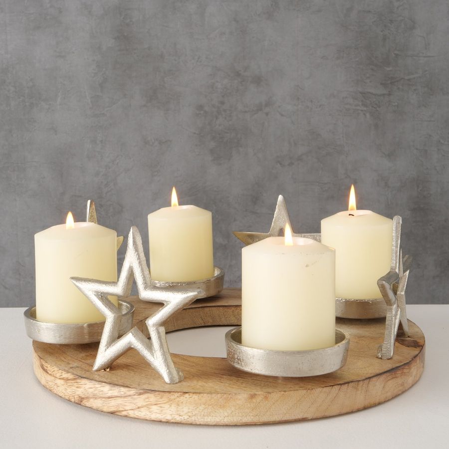 Dřevěný adventní věnec s kovovými hvězdami- průměr 30 cm