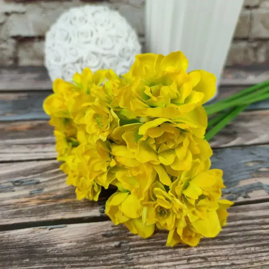 Umělý narcis tmavě žlutý- 55 cm
