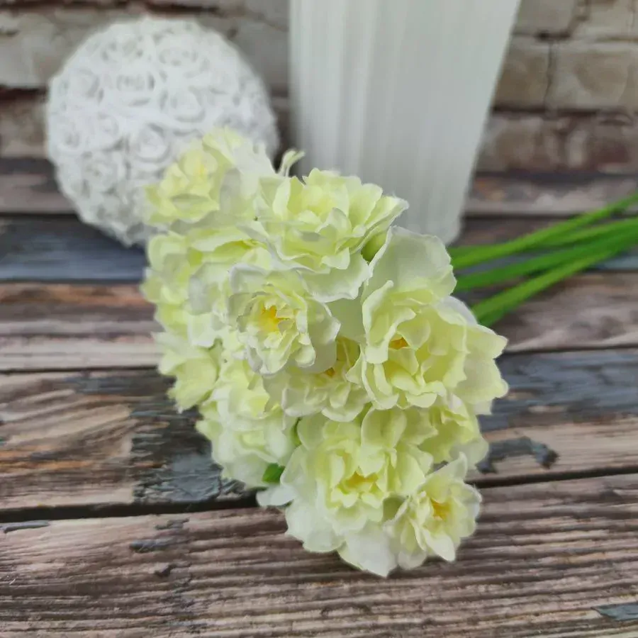 Umělý narcis krémově bílý- 55 cm