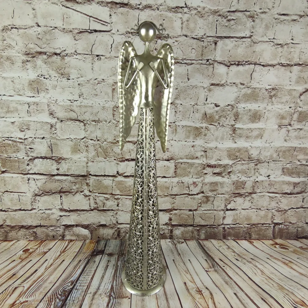 Kovový anděl se srdcem nahoře- champagne s patinou, 55 cm