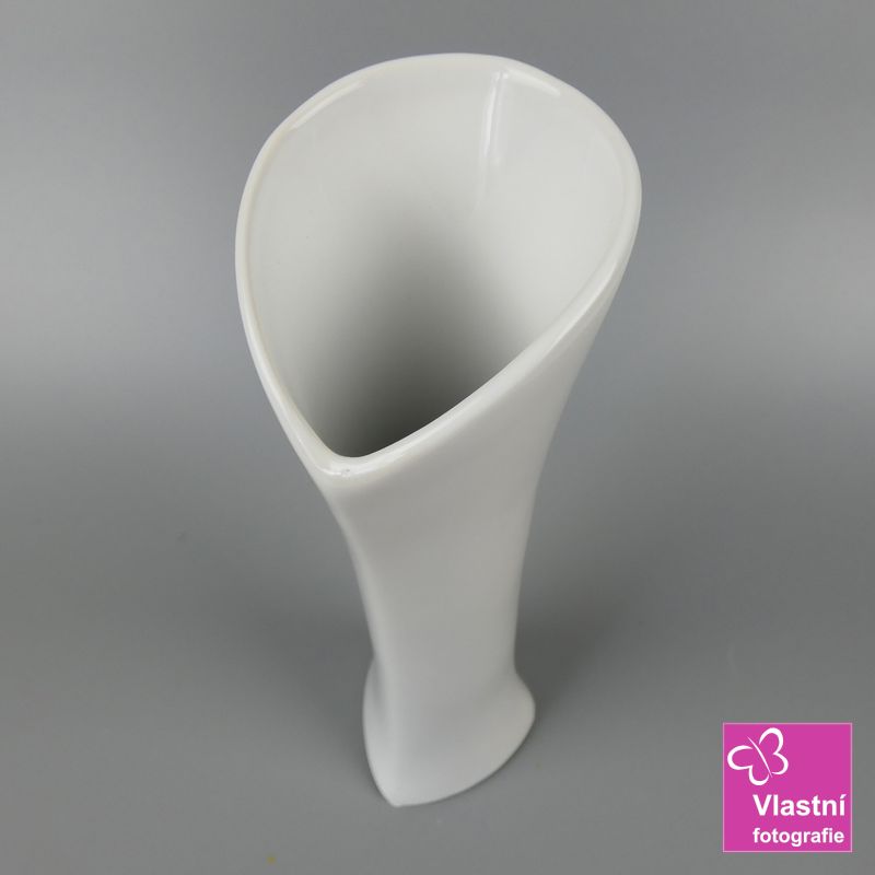 Porcelánová váza Ingrid bílá- střední 26 cm