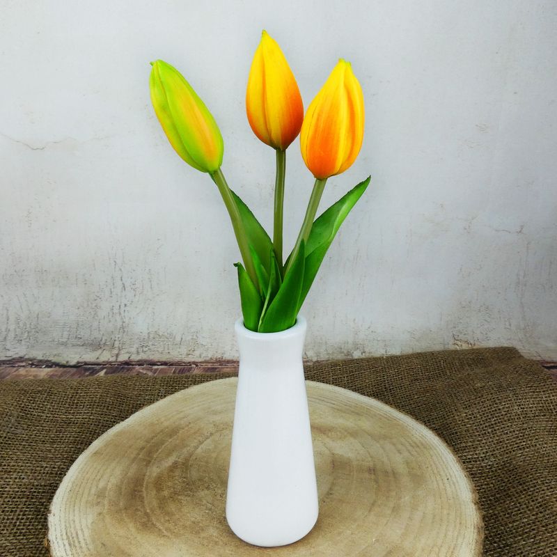 Bílá váza Kapucin- malá 12 cm
