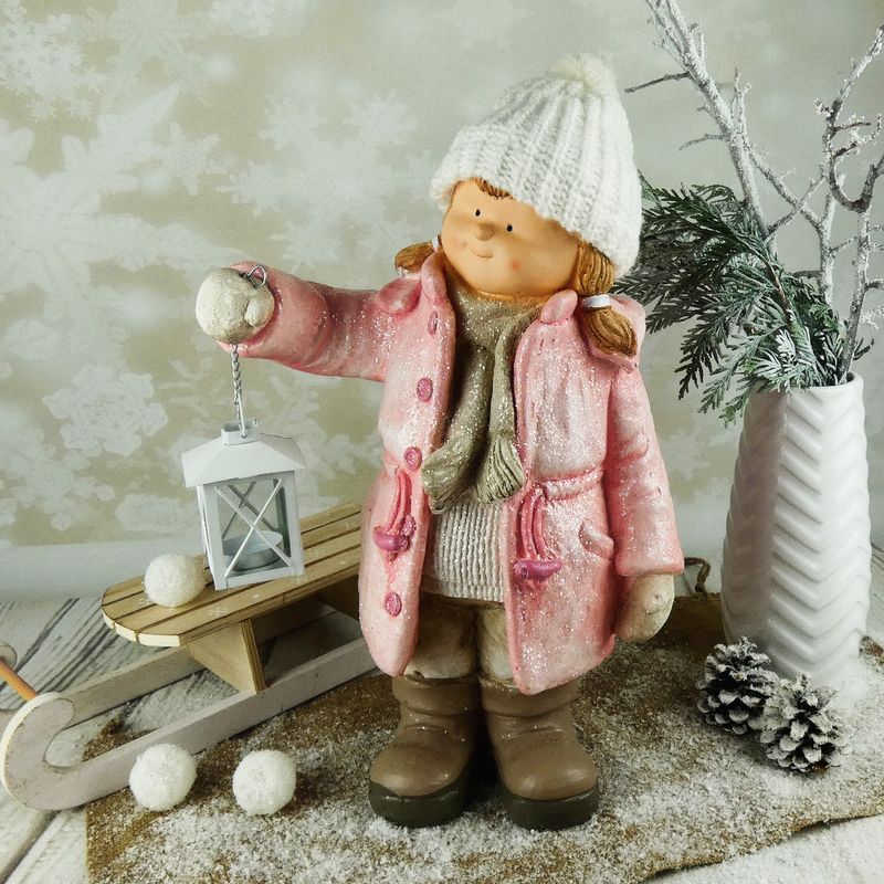 Vánoční figurka dítěte- velká holka v růžovém kabátku s lucernou, 48 cm