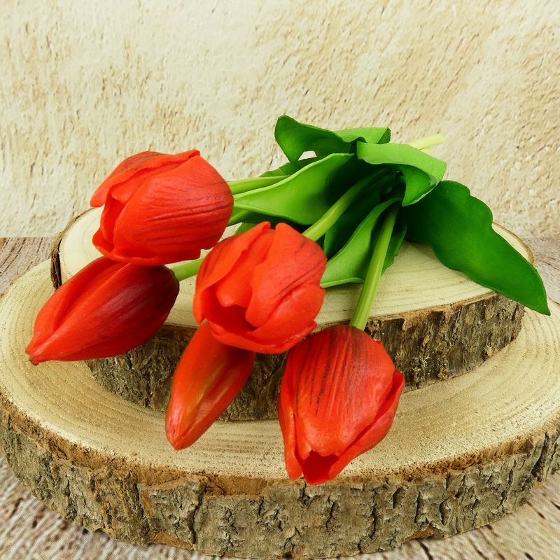 Umělé tulipány latexové- sytě červené, svazek 5 ks