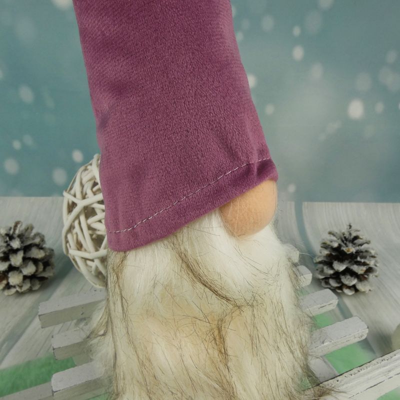 Vánoční skřítek s fialovou čepicí s LED světlem- 33 cm