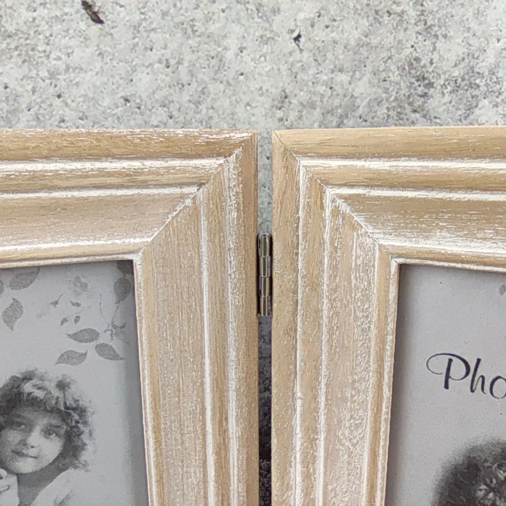 Dřevěný fotorámeček s patinou dvojitý