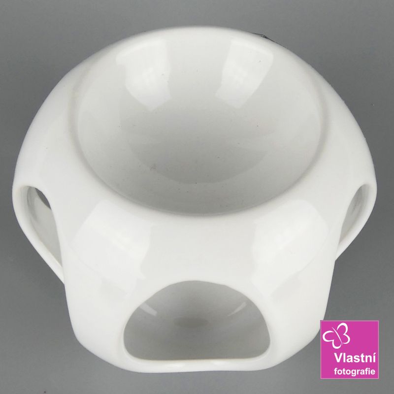 Porcelánová bílá kulatá aromalampa Bella