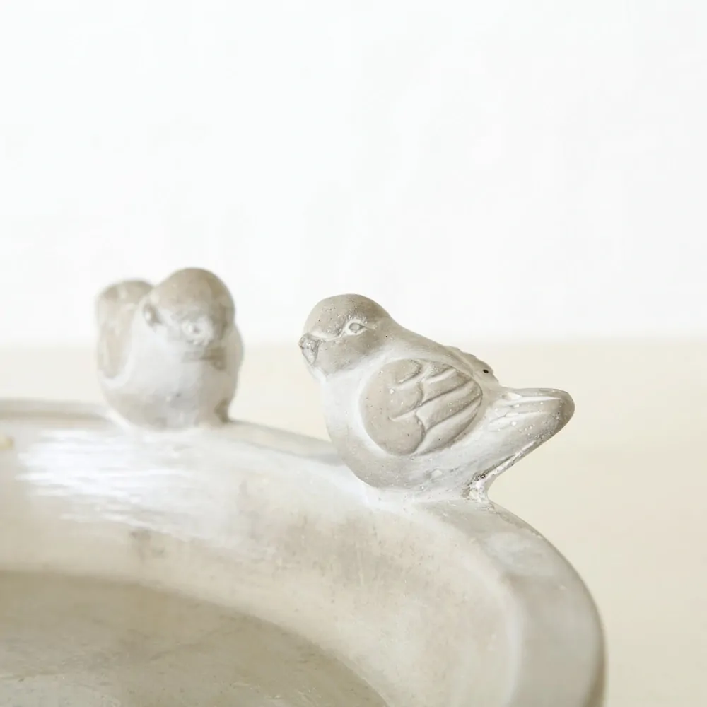 Kulaté betonové pítko pro ptáčky- tři ptáčci, strukturovaný povrch, 25 cm