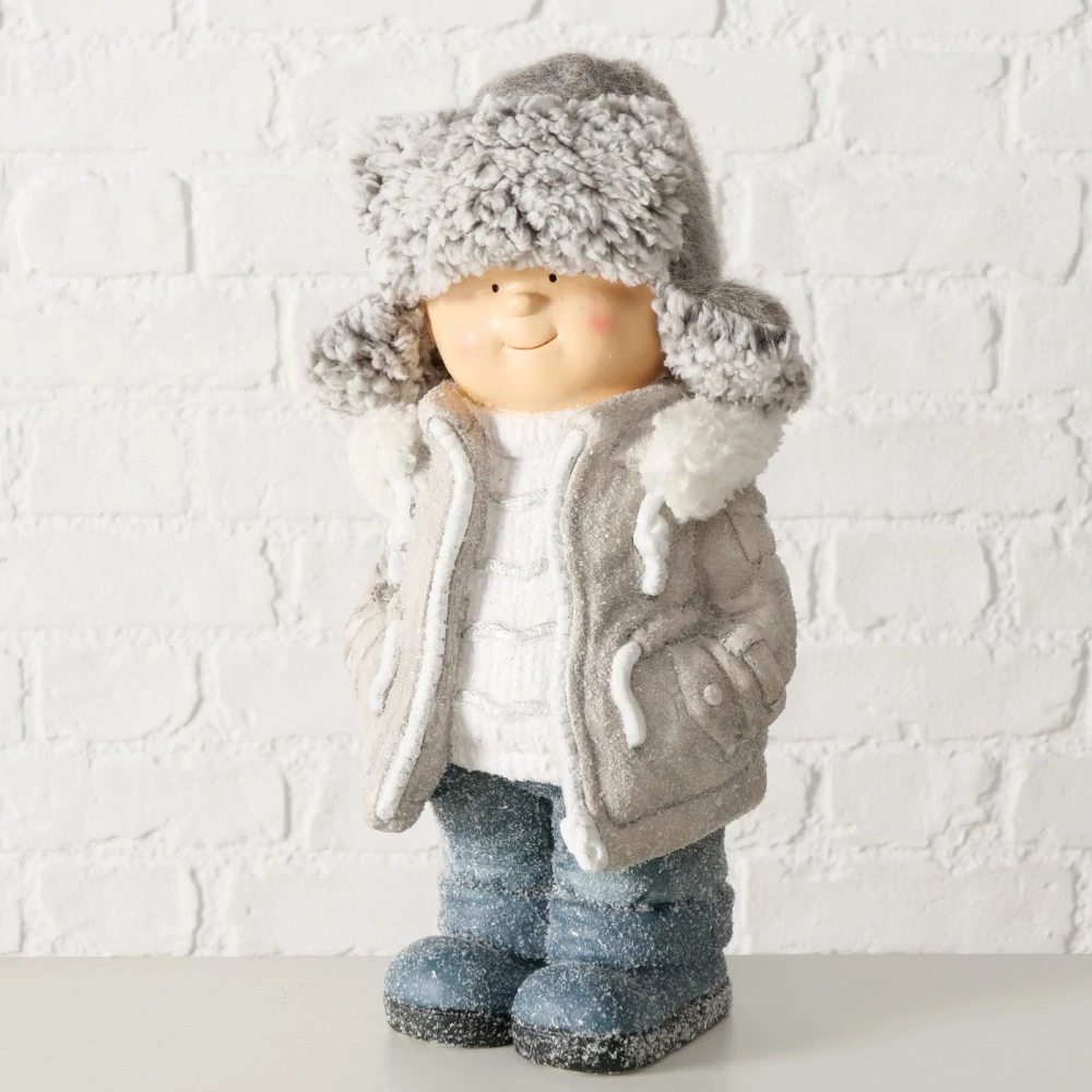 Figurka- zimní dítě- kluk v beranici 39 cm