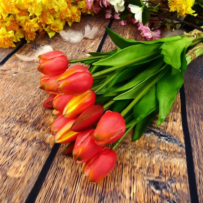 Umělé tulipány latexové červené, svazek 5 ks