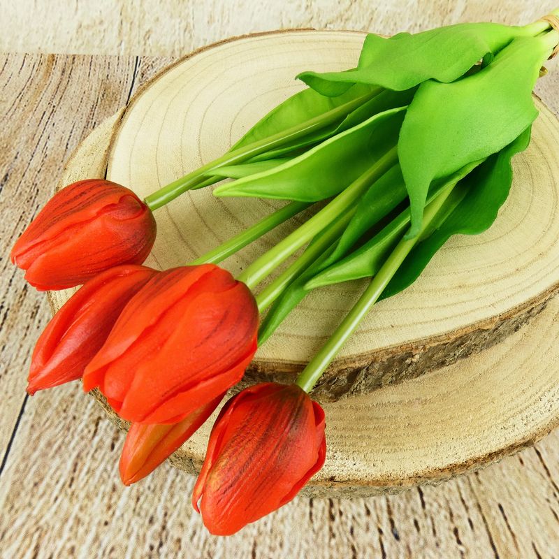 Umělé tulipány latexové- sytě červené, svazek 5 ks