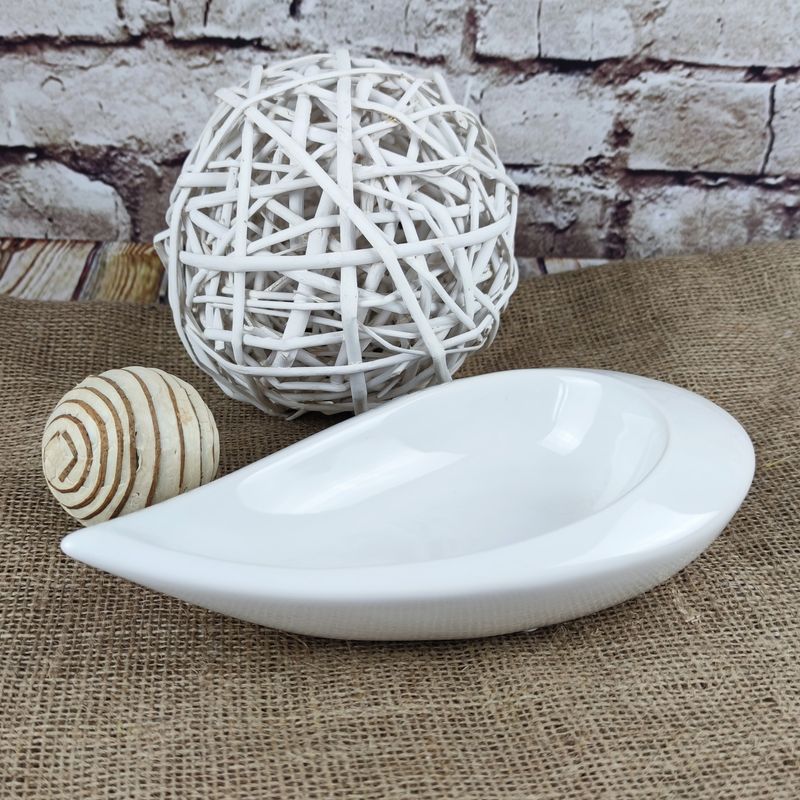 Bílá porcelánová aranžovací miska kapka- 23 cm