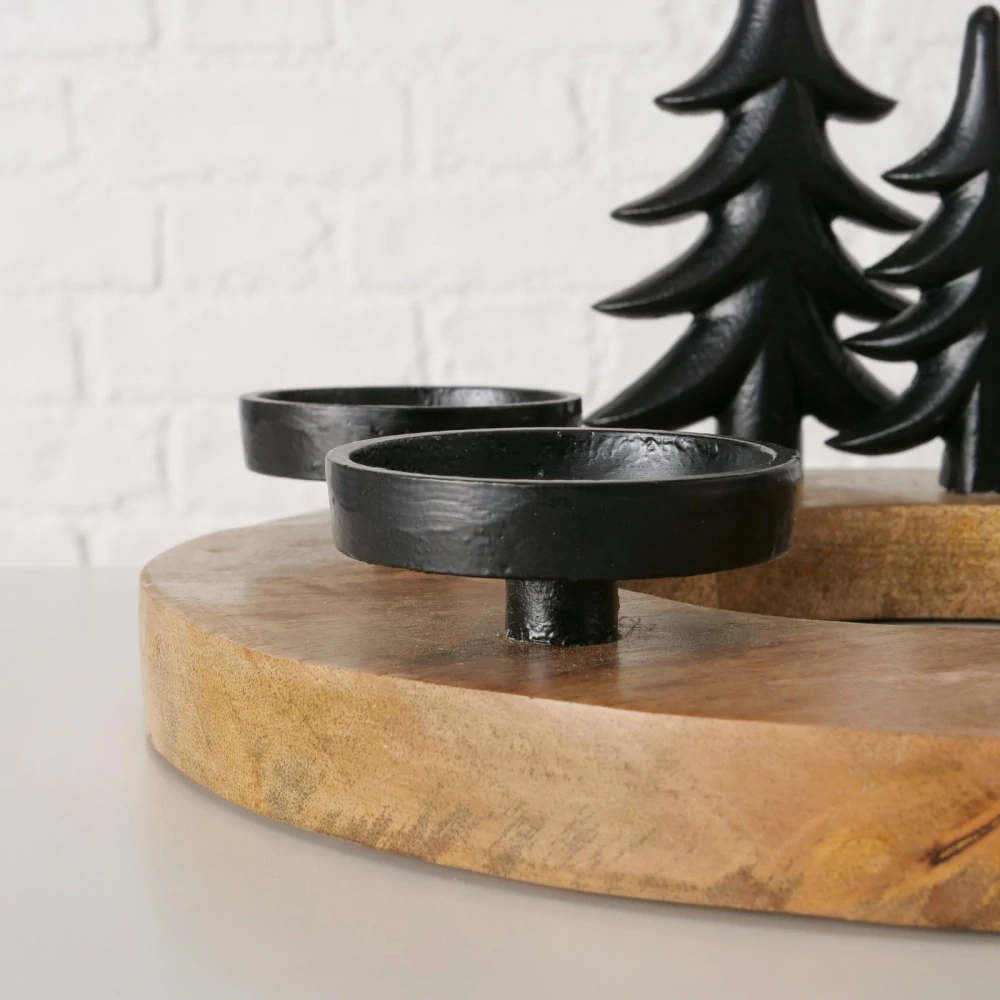 Adventní věnec z mangového dřeva s kovovými stromečky- černý- průměr 30 cm