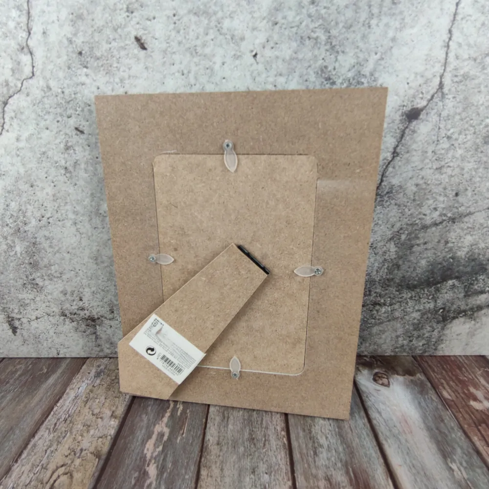 Dřevěný fotorámeček Home 22x17 cm