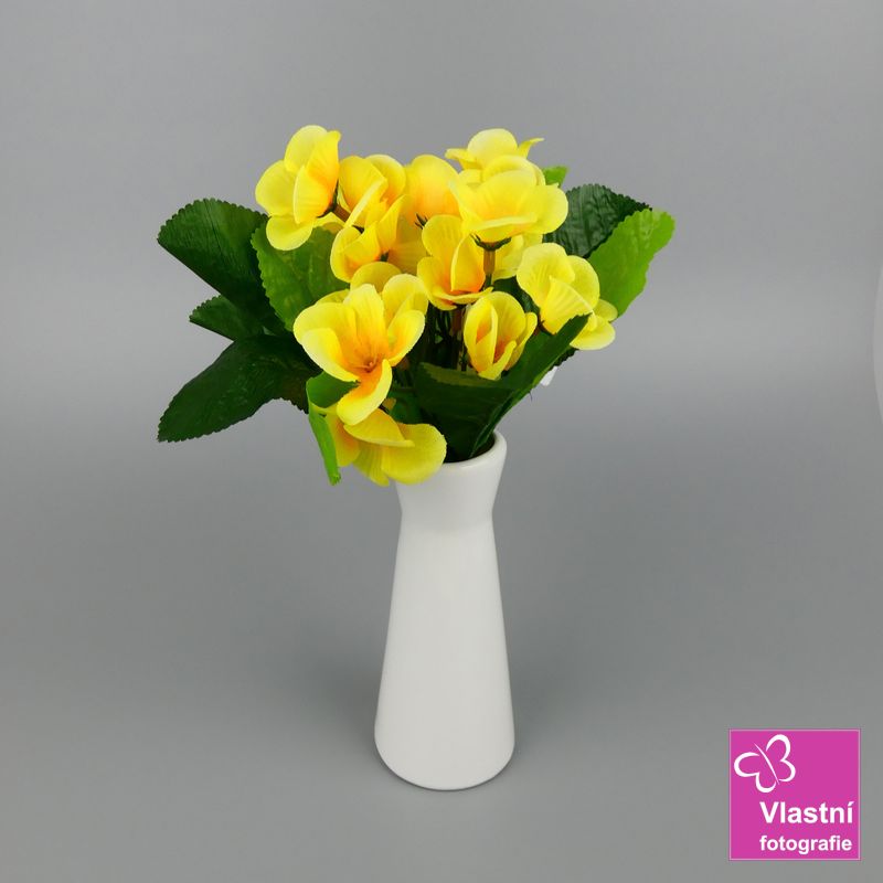 Bílá váza Kapucin- větší 16 cm