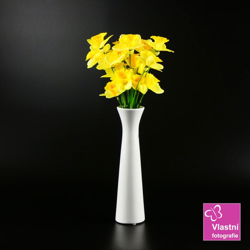Bílá porcelánová váza Sisi- 25 cm
