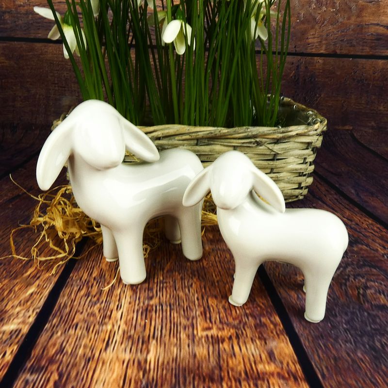 Porcelánová dekorační ovečka malá- 10,5 cm