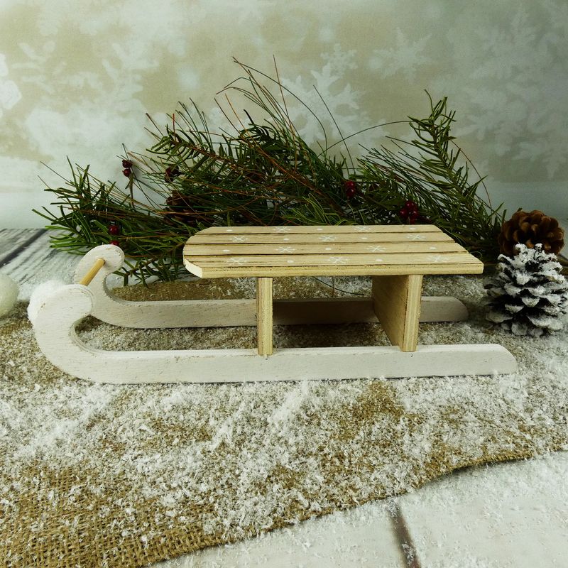 Dřevěné dekorační sáňky s potiskem vloček- délka 30 cm