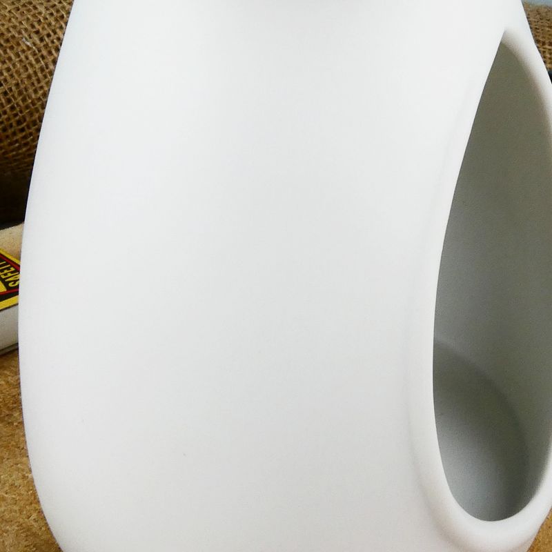 Bílá porcelánová aromalampa s matnou glazurou- 12 cm
