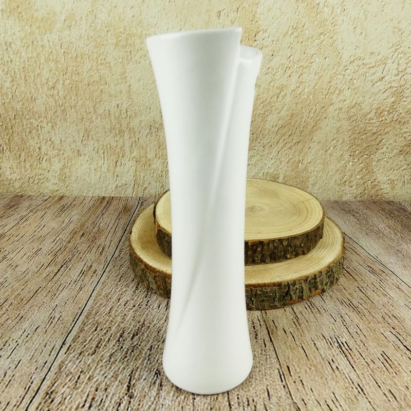 Bílá porcelánová váza Juliana- 28 cm