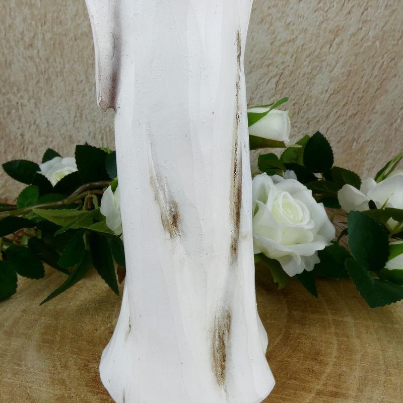 Krémová soška anděla s holubicí- 28 cm