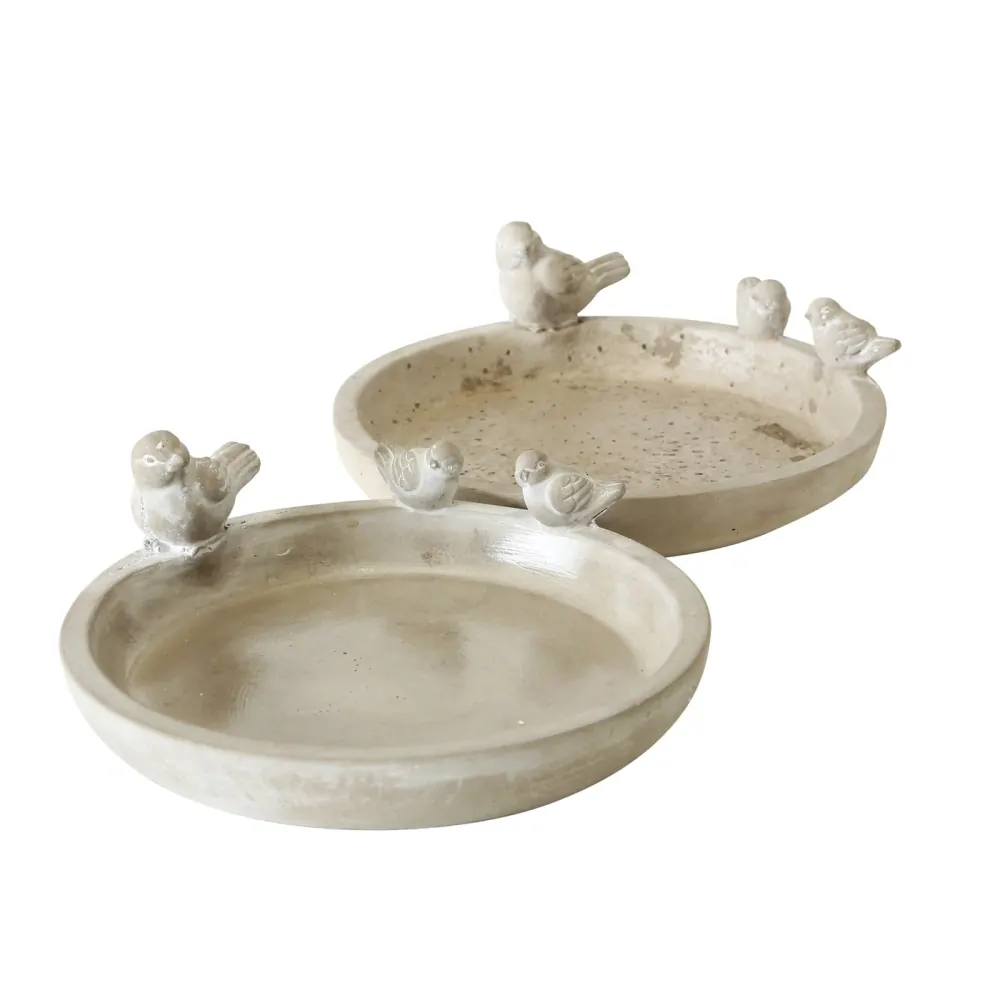 Kulaté betonové pítko pro ptáčky- tři ptáčci, strukturovaný povrch, 25 cm