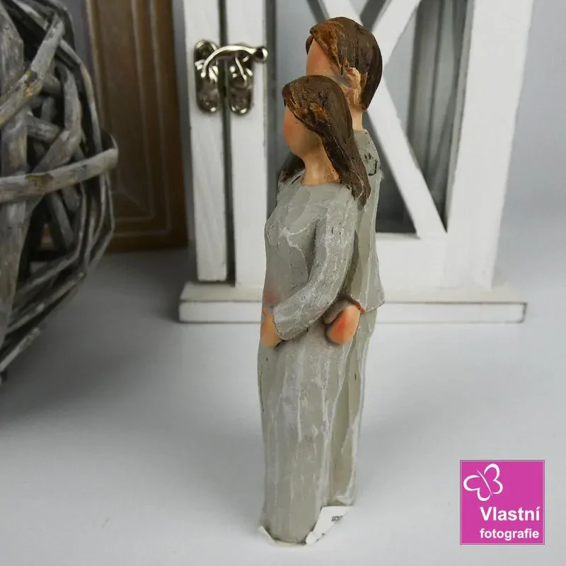 Figurka rodina- v radostném očekávání 10 cm