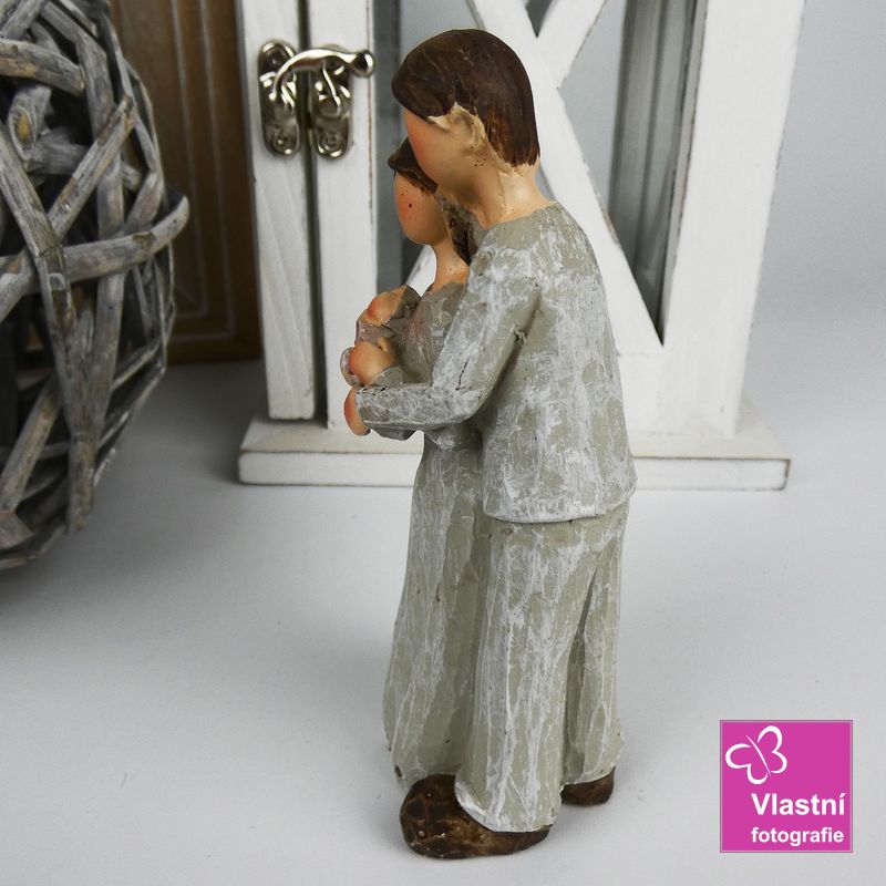 Figurka rodina- rodiče s miminkem 10 cm