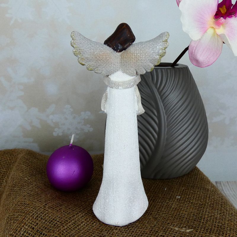 Krémová andělka s holubičkou 19 cm