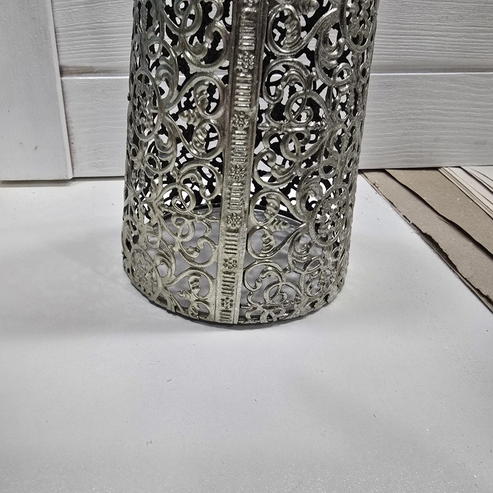 Kovový anděl s miskou- champagne s patinou, 55 cm II. JAKOST