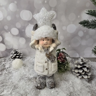 Figurka zimního dítěte s LED hvězdou- 22 cm